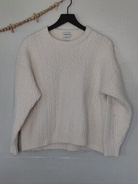 Aritzia Sunday Best Peggy Wool Cable Knit Crewneck Sweater Off White Small